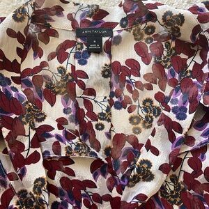 Ann Taylor short sleeve blouse